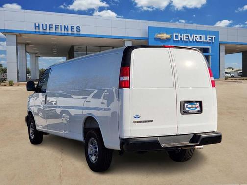 2025 Chevrolet Express 2500 Work Van