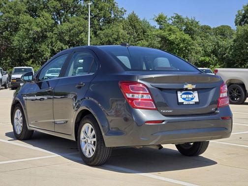 Nightfall Gray Metallic 2020 Chevrolet Sonic LT