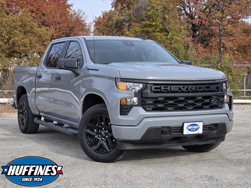 2024 Chevrolet Silverado 1500 Custom