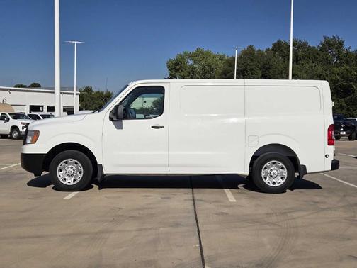 2020 Nissan NV Cargo NV2500 HD SV V6/SV V8