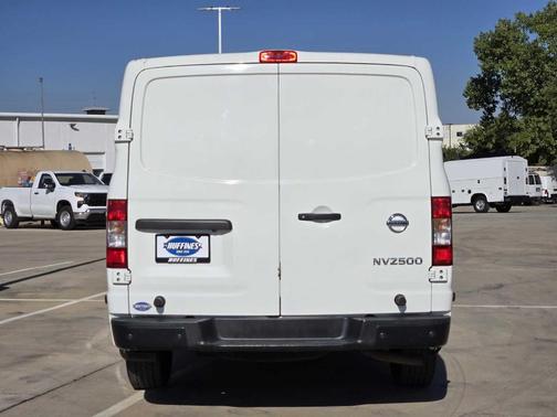 2020 Nissan NV Cargo NV2500 HD SV V6/SV V8