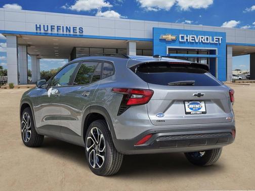 Sterling Gray Metallic 2026 Chevrolet Trax 2RS