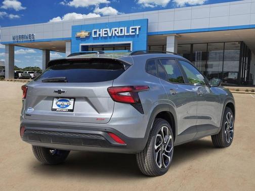 Sterling Gray Metallic 2026 Chevrolet Trax 2RS