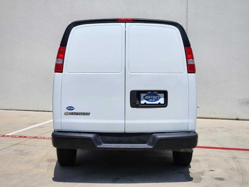 2022 Chevrolet Express 3500 Work Van