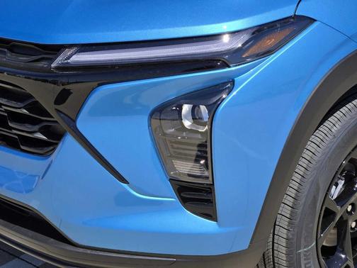 Marina Blue 2026 Chevrolet Trax LT