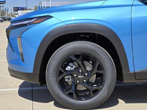 Marina Blue 2026 Chevrolet Trax LT