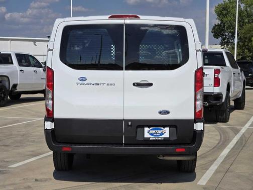 2023 Ford Transit-250