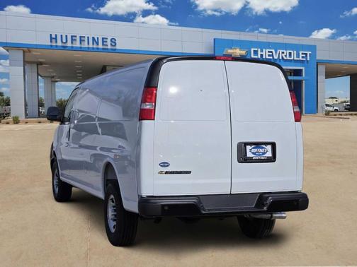 2026 Chevrolet Express 2500 Work Van