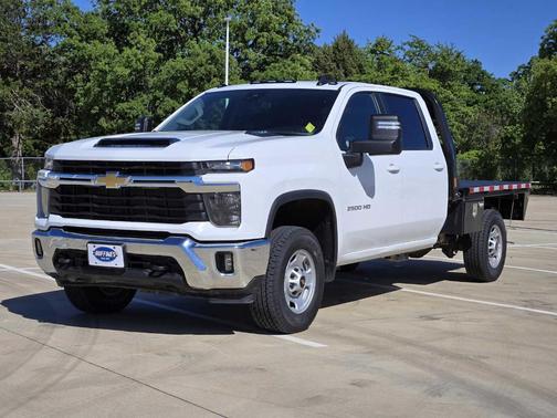 Summit White 2024 Chevrolet Silverado 2500 LT