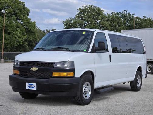 Summit White 2023 Chevrolet Express 3500 LS