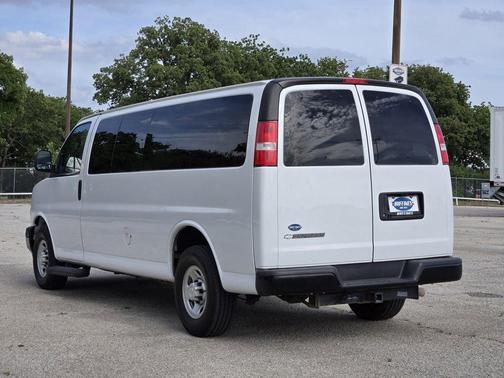 Summit White 2023 Chevrolet Express 3500 LS