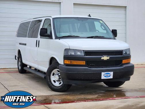 2022 Chevrolet Express 3500 LS