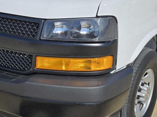 2025 Chevrolet Express 2500 Work Van