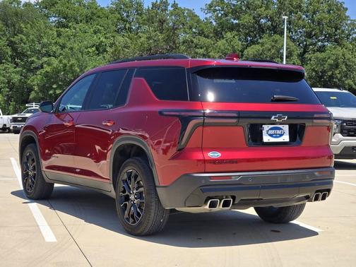 Radiant Red 2024 Chevrolet Traverse LT
