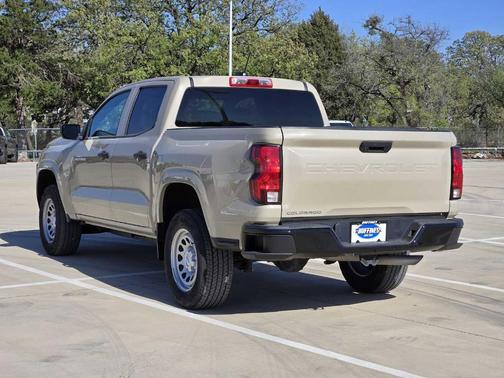 2024 Chevrolet Colorado WT
