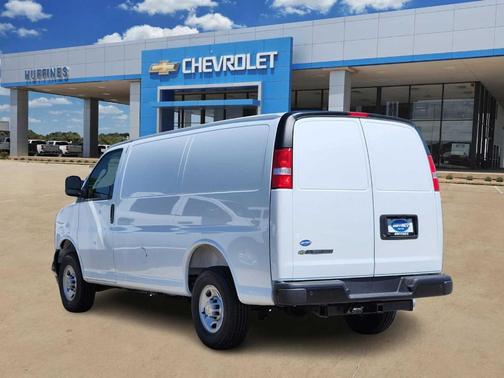 2025 Chevrolet Express 2500 Work Van