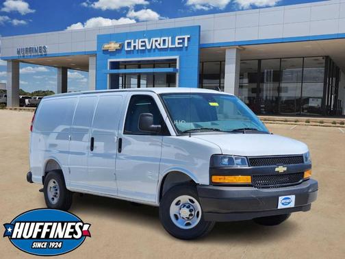 2025 Chevrolet Express 2500 Work Van