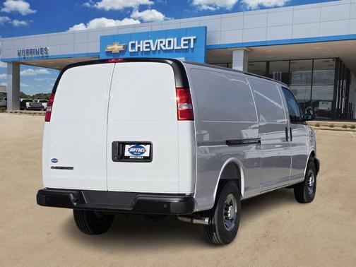 2026 Chevrolet Express 2500 Work Van