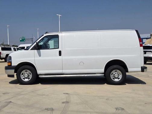 2024 Chevrolet Express 2500 Work Van
