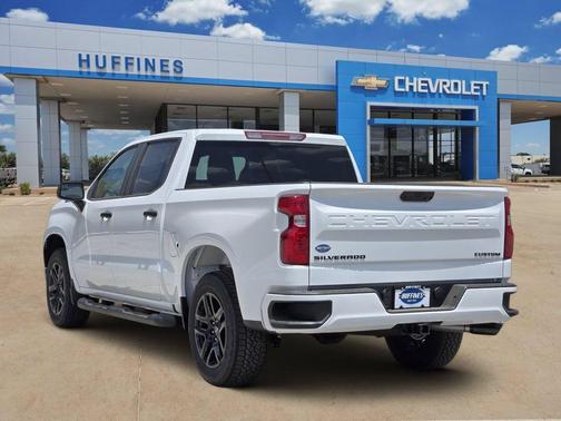 Summit White 2026 Chevrolet Silverado 1500 Custom