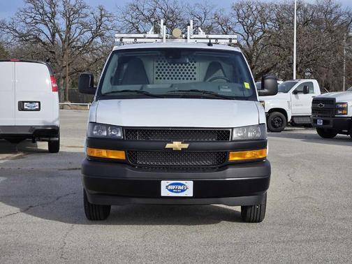 2025 Chevrolet Express 2500 Work Van