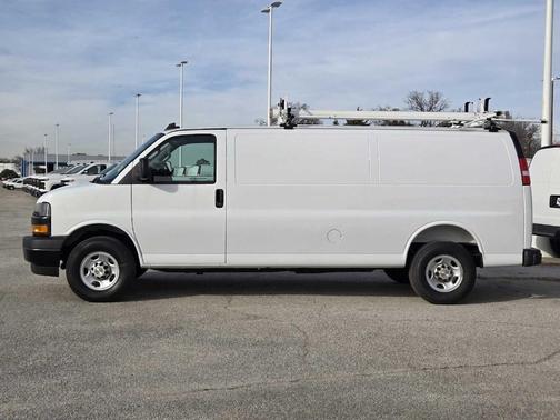 2025 Chevrolet Express 2500 Work Van