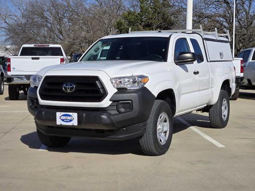 2022 Toyota Tacoma SR