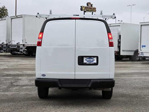 2024 GMC Savana 2500 Work Van