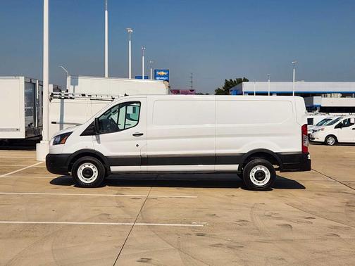 2021 Ford Transit-250 