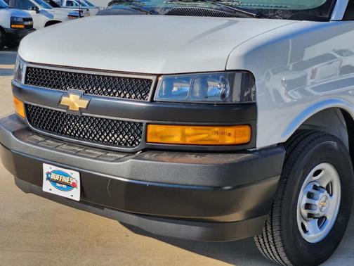 2025 Chevrolet Express 2500 Work Van
