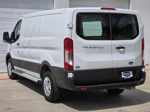 2023 Ford Transit-250