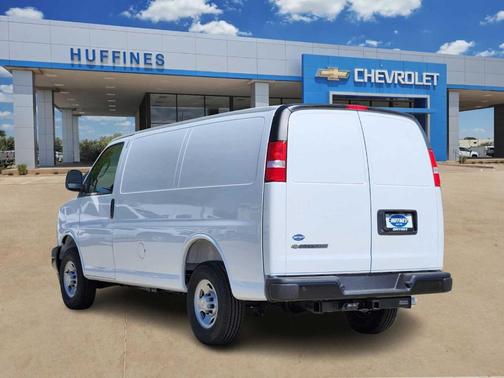 2025 Chevrolet Express 2500 Work Van