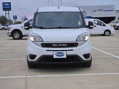 Bright White 2022 RAM ProMaster City Base