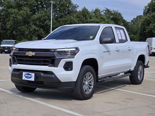 Summit White 2025 Chevrolet Colorado WT