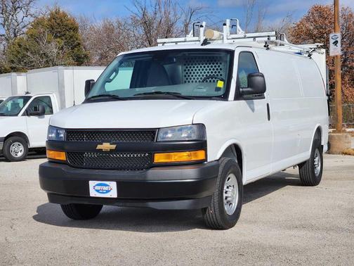2025 Chevrolet Express 2500 Work Van