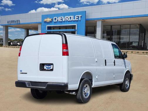 2025 Chevrolet Express 2500 Work Van