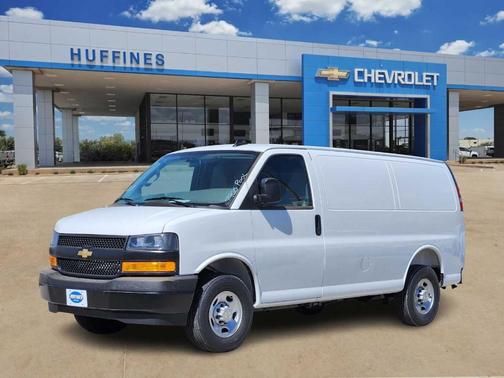 2025 Chevrolet Express 2500 Work Van