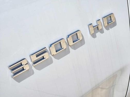 2023 Chevrolet Silverado 3500 WT