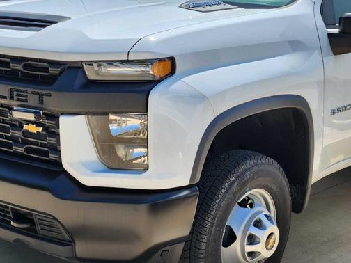 2023 Chevrolet Silverado 3500 WT