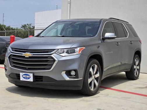 2021 Chevrolet Traverse LT Leather