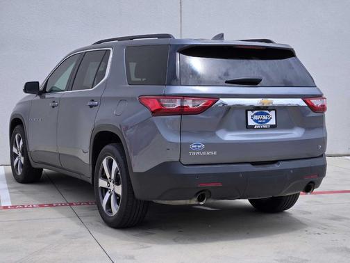 2021 Chevrolet Traverse LT Leather