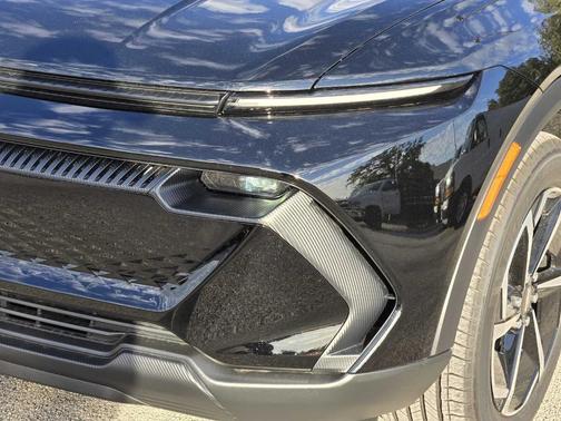 2026 Chevrolet Equinox EV LT 1