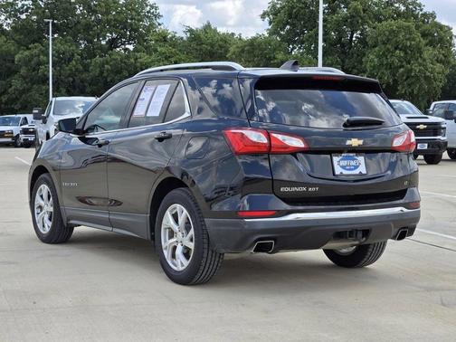 Mosaic Black Metallic 2018 Chevrolet Equinox 2LT