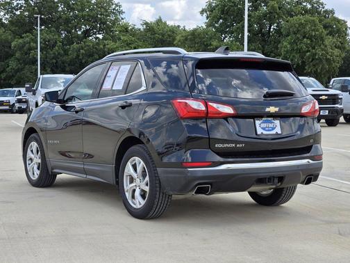 Mosaic Black Metallic 2018 Chevrolet Equinox 2LT