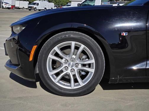 2020 Chevrolet Camaro 1LS