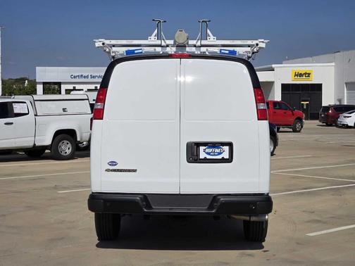 2025 Chevrolet Express 2500 Work Van