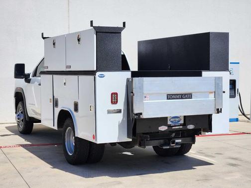 2022 GMC Sierra 3500 Pro