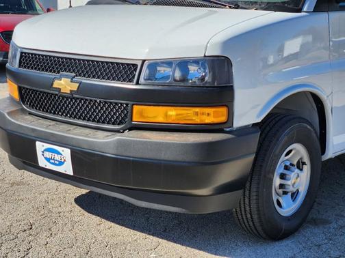 2025 Chevrolet Express 2500 Work Van