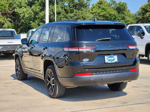 2024 Jeep Grand Cherokee L Laredo