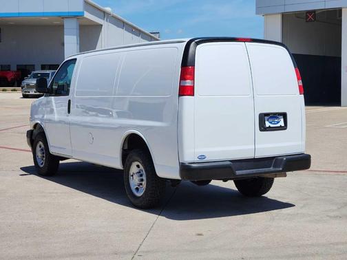 2022 Chevrolet Express 3500 Work Van